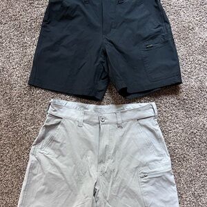 2 pairs of men’s HUK Next Level 7 inch shorts.